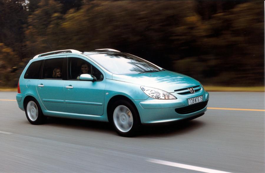  Peugeot 307 SW 2002 года  (фото 20 из 25)